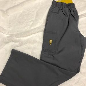 Women’s Wonder Wink scrub bottoms